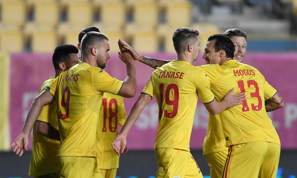 Fotbaliștii Își Încălzesc Picioarele cu Yoga: Cum Postura de Lotus le Îmbunătățește Atingerea Golului
