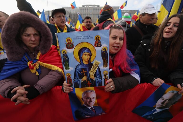 Mesia Călin Georgescu, miting fără lider, manele politice și Germania